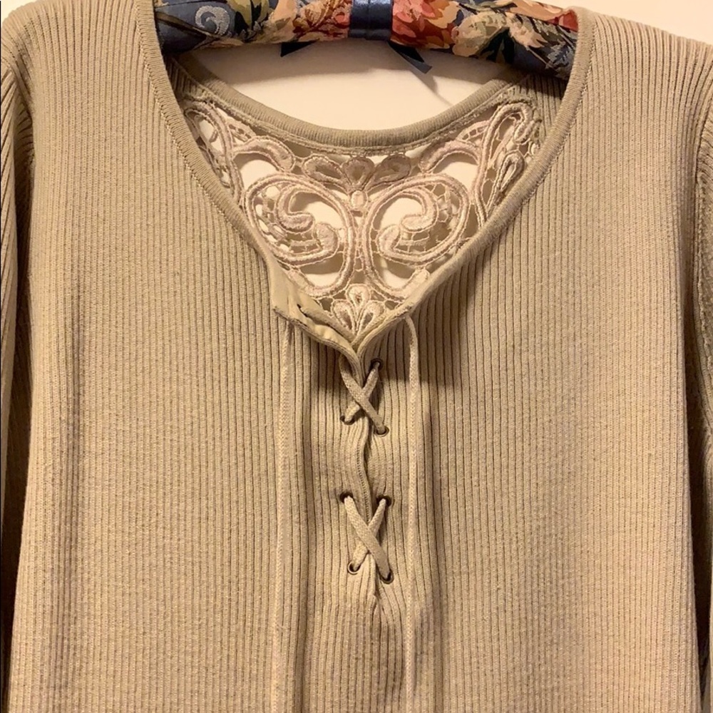 Tie front, lace back beige sweater. XL